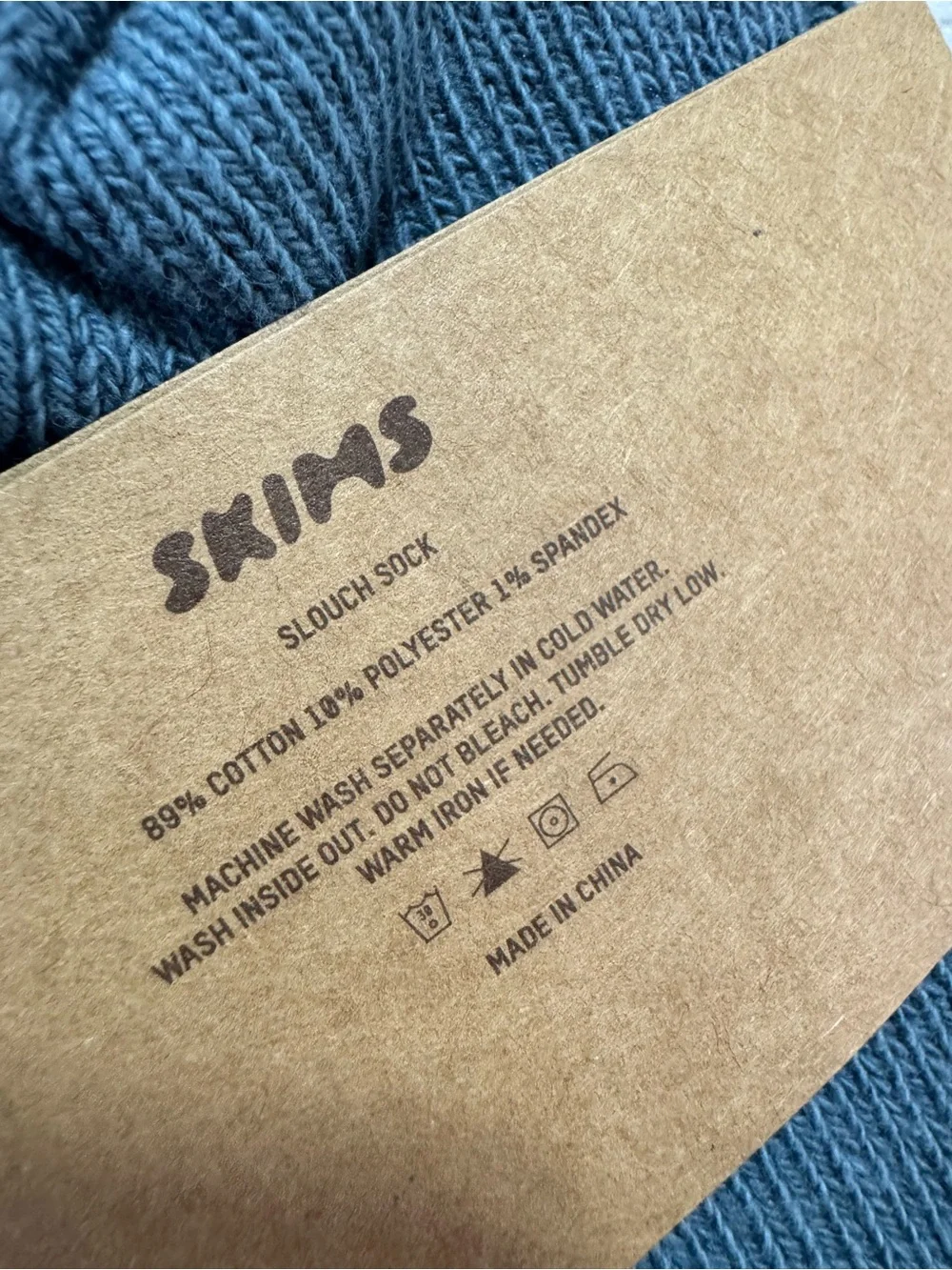 NWT 2 pair SKIMS slouch socks, blue and sage